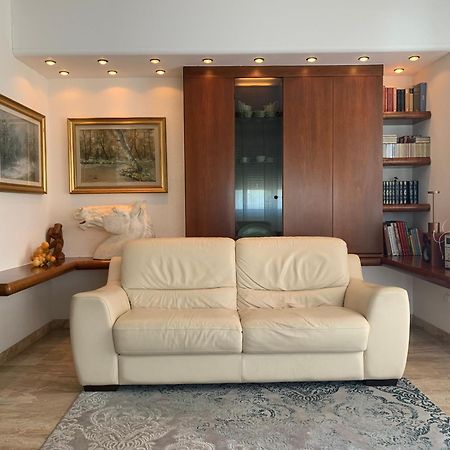 Legnano Attic Apartment กาวีดีลาวานญา ภายนอก รูปภาพ