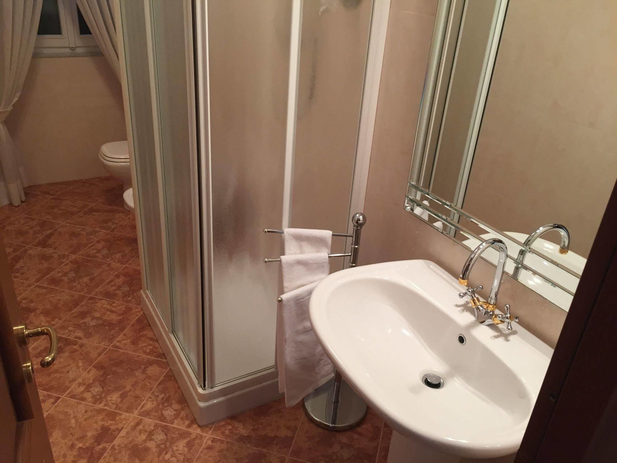 Legnano Attic Apartment กาวีดีลาวานญา ภายนอก รูปภาพ
